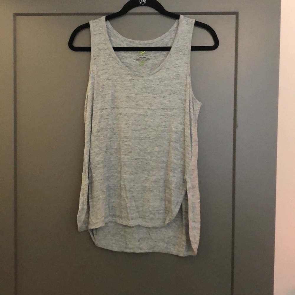 Women’s linen workout tank
